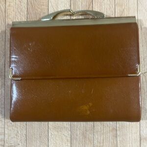 Vintage Tilley Cognac Brown Full Grain Leather Wallet Bifold Kiss Clasp